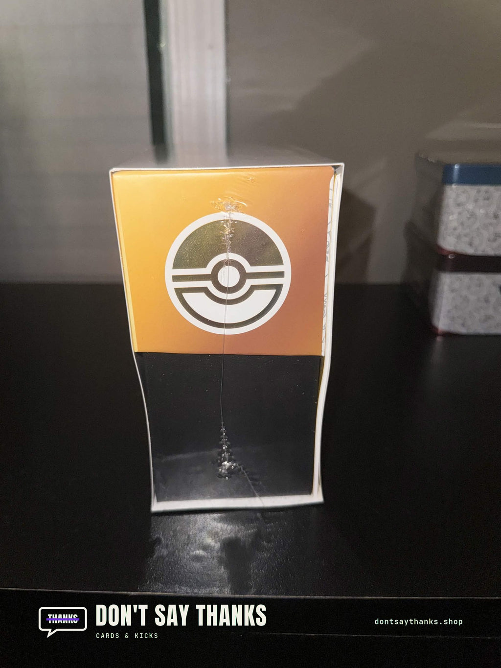 30th Celebration Pokémon Center Elite Trainer Box, photo 2